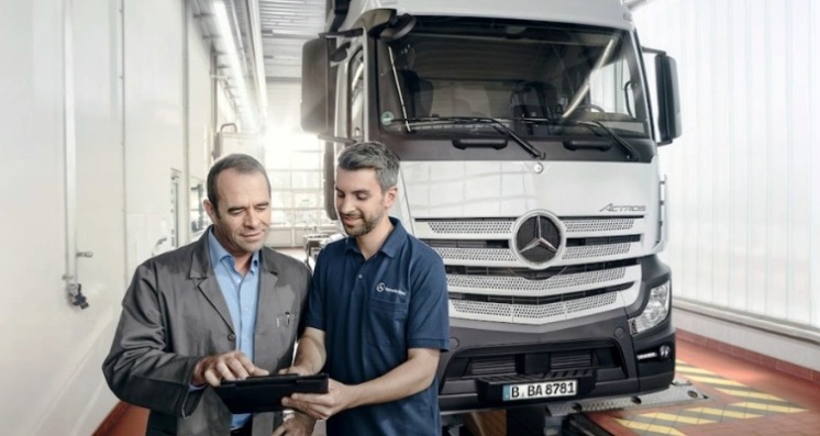 Mercedes-Benz Camiones y Buses 
