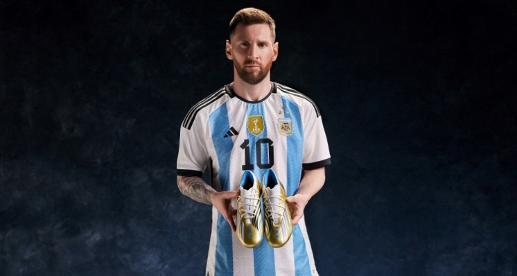 Messi y sus botines Leyenda