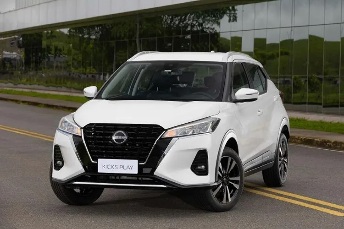 Nissan Kicks Play