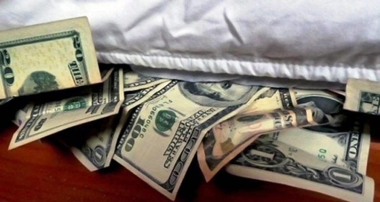 Dólares guardados Dólares guardados