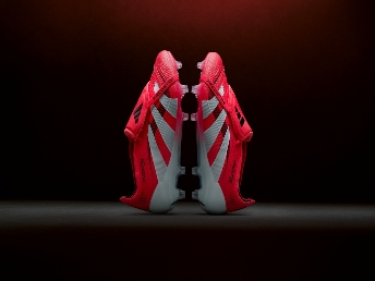 adidas Predator 25