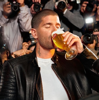 Un brindis de campeón