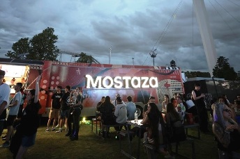 Food truck, fiesta y miles de fans