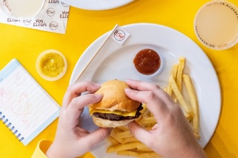 BURGER54