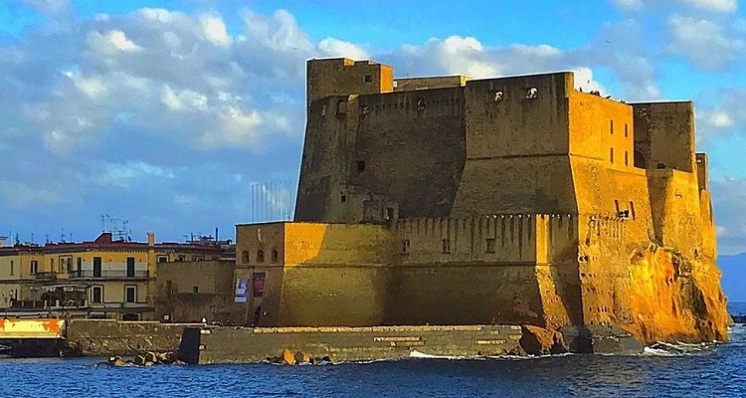 Castel dell’Ovo 